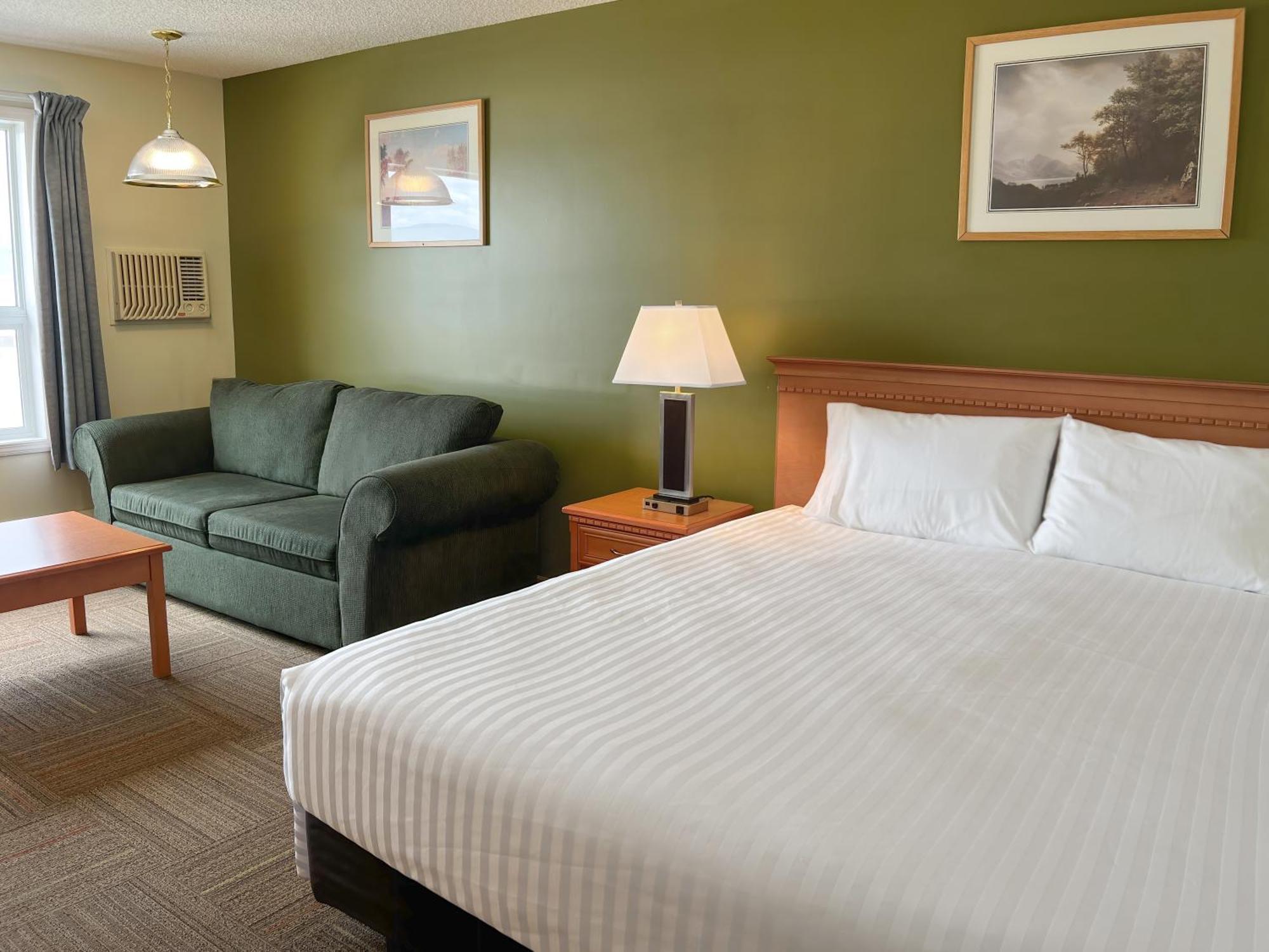 Coast Hinton Hotel Экстерьер фото