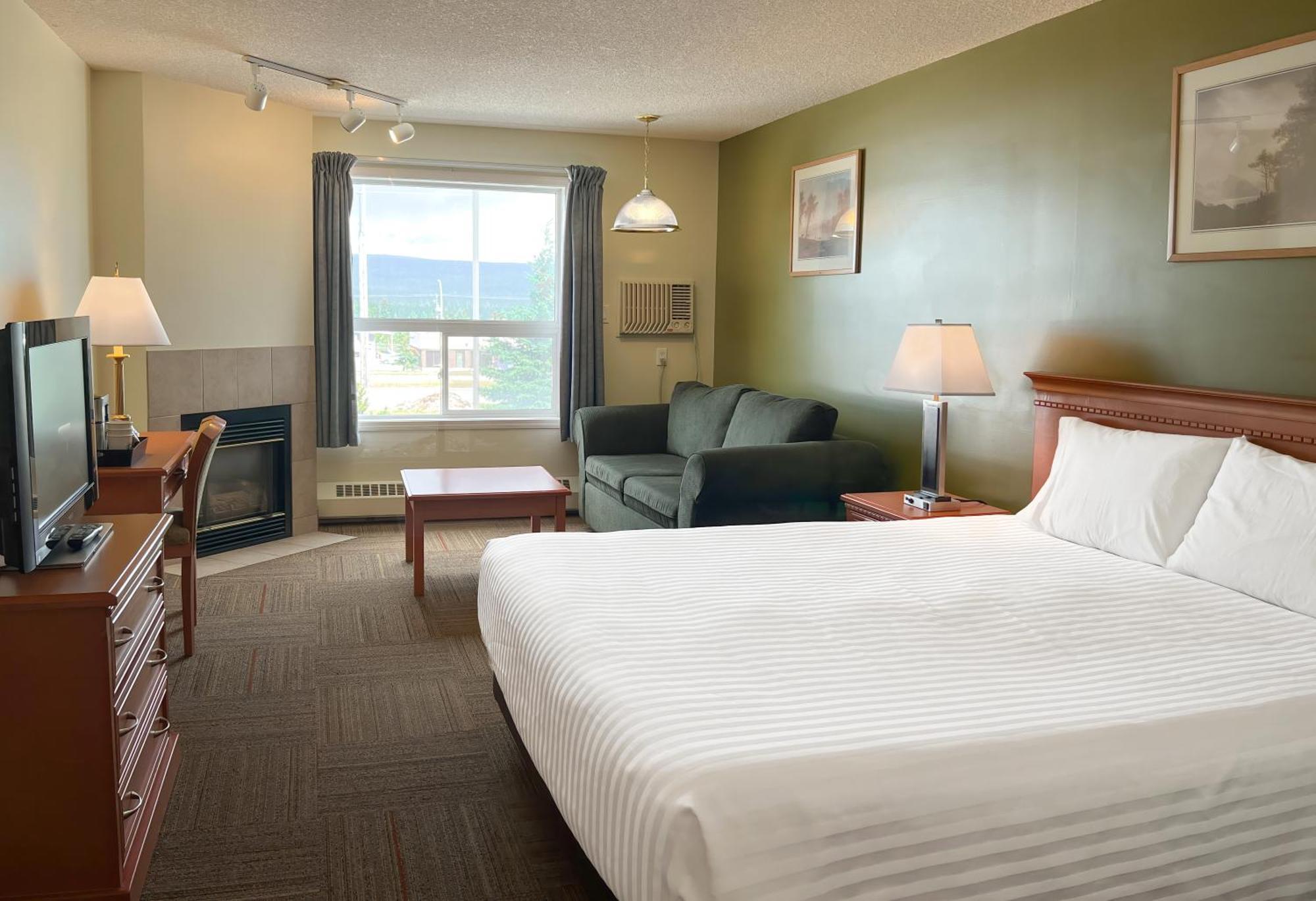 Coast Hinton Hotel Экстерьер фото